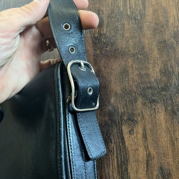 VTG Coach Legacy Leather Black 9335 Slim Flap Crossbody Madeline Costa Rica EUC - Picture 3 of 11